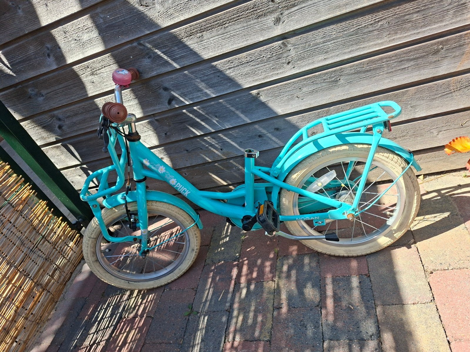 Puck kinderfiets 16 inch - Turquoise, Fietsen en Brommers, Ophalen, Terugtraprem, Puck Logan, 16 tot 20 inch