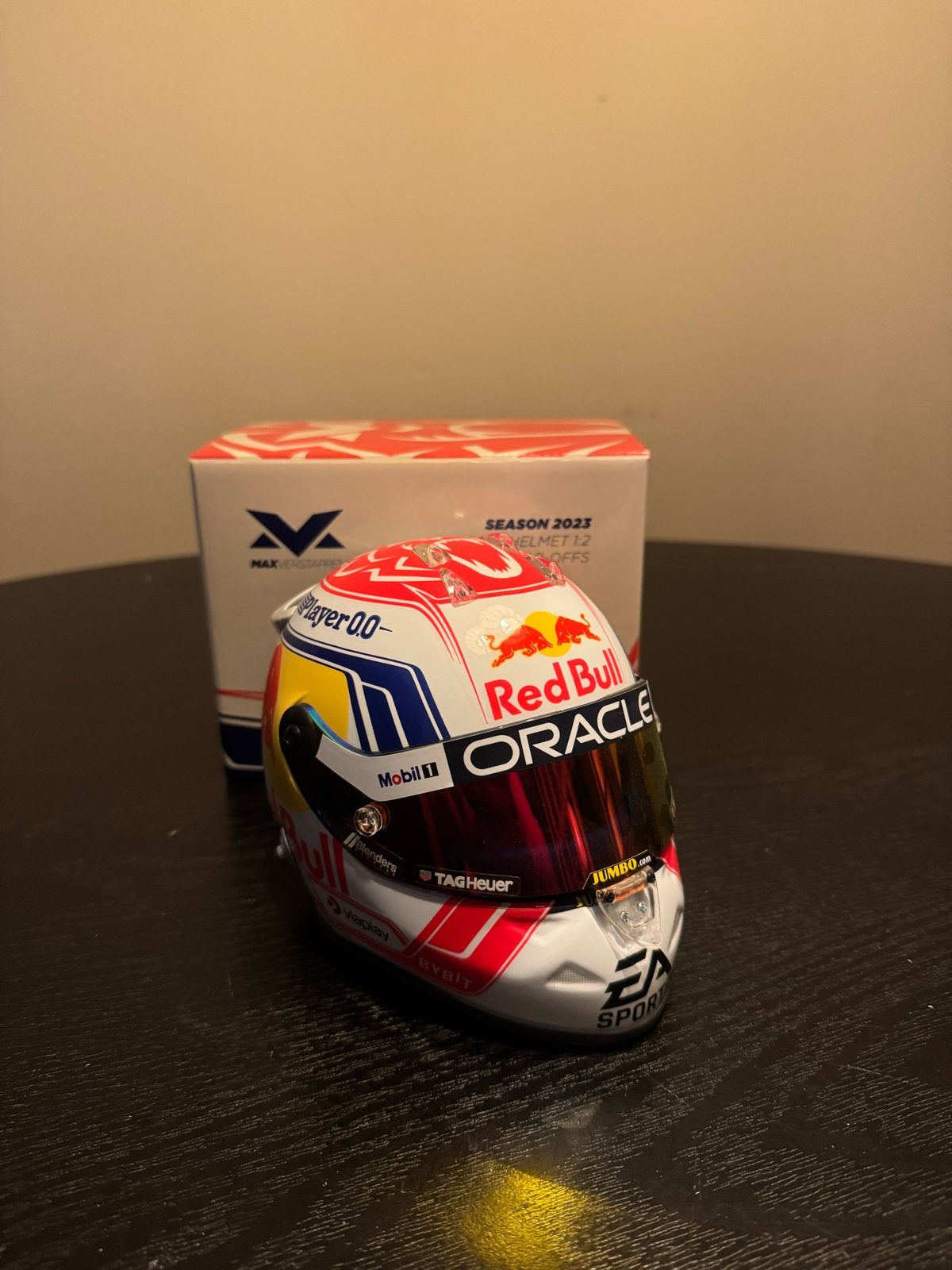Max Verstappen helmet 1:2 season 2023, Ophalen of Verzenden, Nieuw, Formule 1