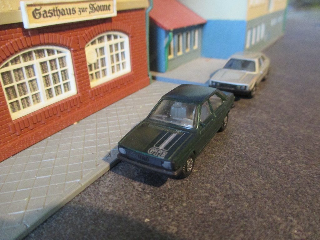 Audi 80 GTE B2 - Herpa metallic-groen, Ophalen of Verzenden, Zo goed als nieuw, Auto, Herpa