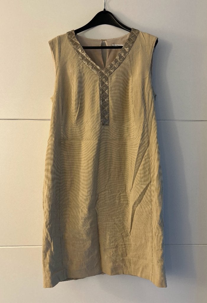 Xandres Xline beige mouwloze jurk, Xandres Xline, Beige, Maat 46/48 (XL) of groter, Ophalen of Verzenden
