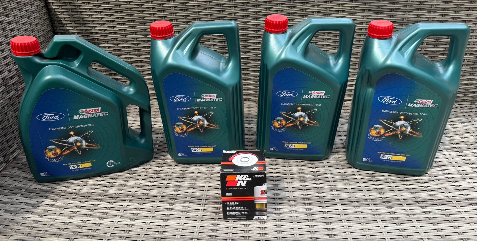 Castrol magnatec 5w20 Dodge ram 5.7 Hemi, Auto diversen, Onderhoudsmiddelen, Ophalen