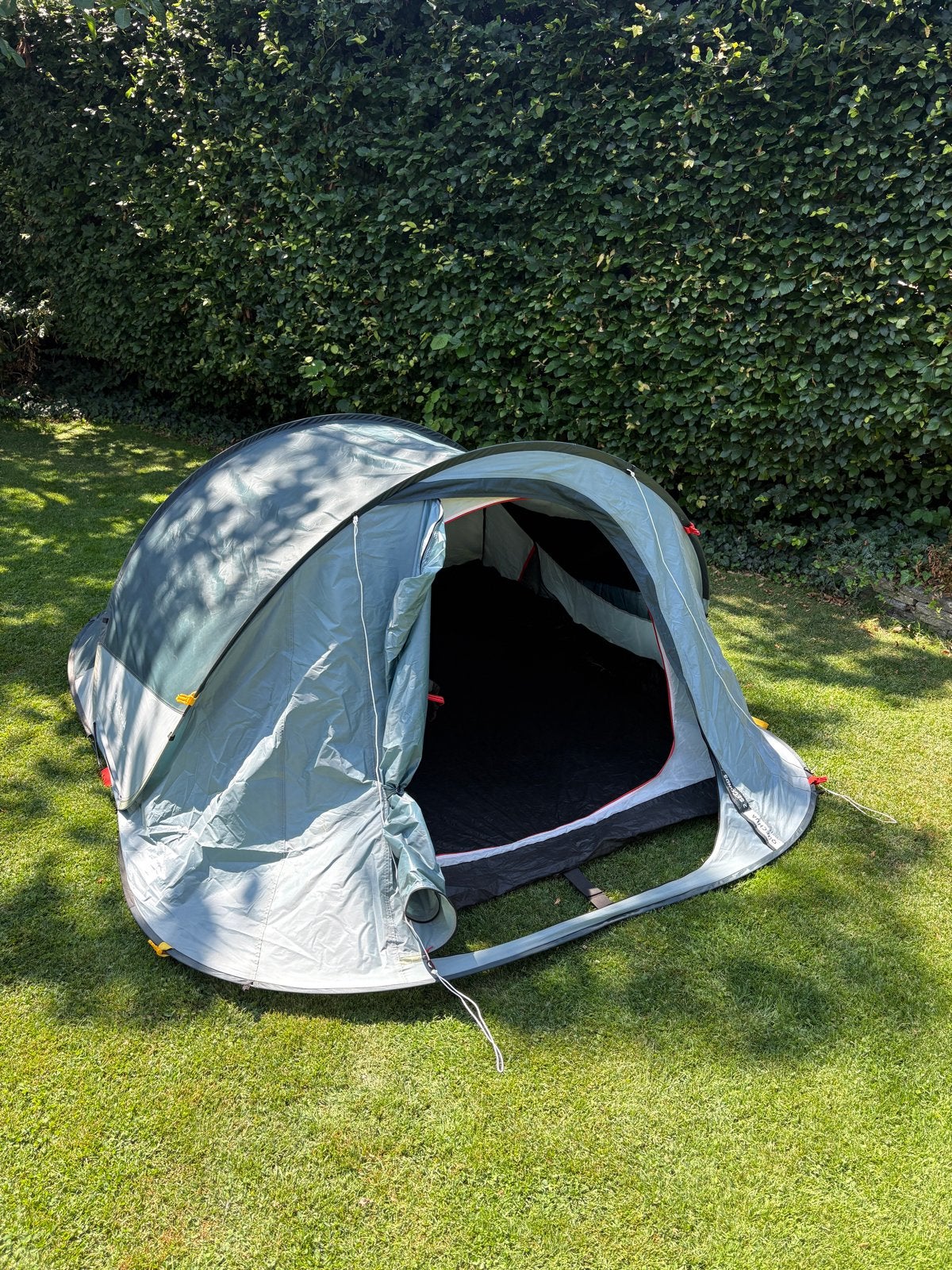 Quechua 2 Seconds tent - 3 persoons pop-up tent, Caravans en Kamperen, Tenten, Ophalen, Zo goed als nieuw, Tot en met 3