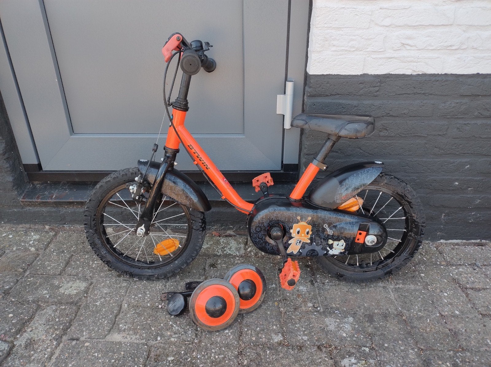 B'Twin Robot 500 kinderfiets fiets 14 inch oranje zijwielen, Ophalen, Minder dan 16 inch, Decathlon B'Twin, Zijwieltjes