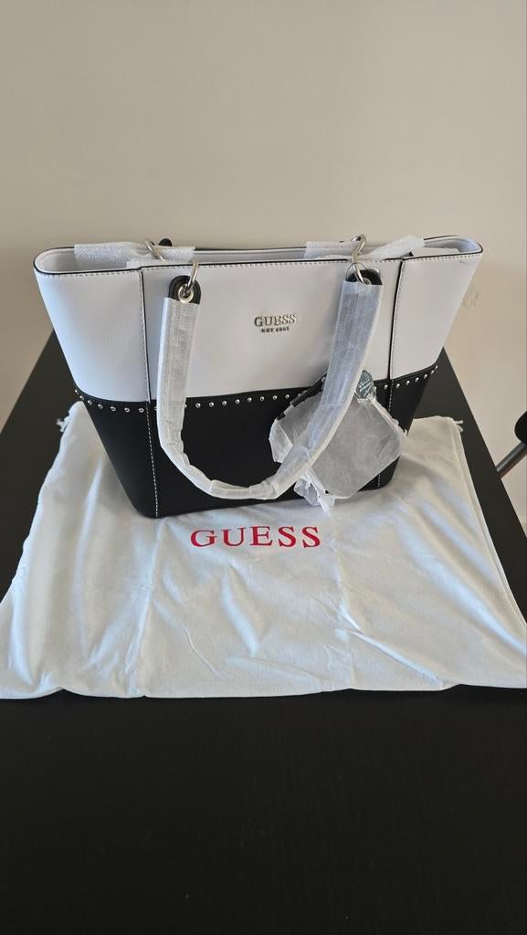 Guess tas zwart/wit met portemonnee, Ophalen of Verzenden, Nieuw, Zwart, Schoudertasje