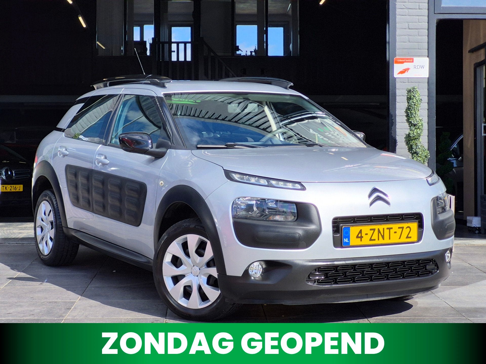 Citroen C4 Cactus 1.2 e-VTi Feel|AUT|NAP|D.Riem VV|Cruise, Stof, 82 pk, 23 km/l, Origineel Nederlands