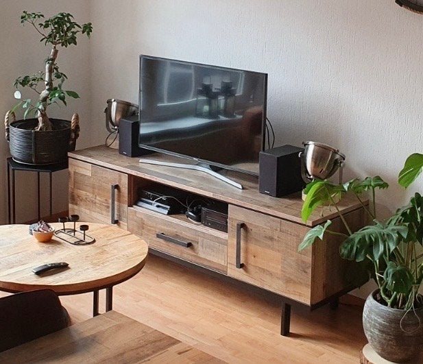 Maxfurn Flair TV-meubel - Robuust en Stijlvol, Ophalen, 150 tot 200 cm, Zo goed als nieuw, Minder dan 100 cm