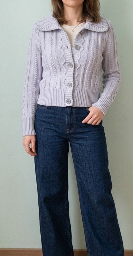 Lila gebreid vest Zara - Maat S - Zo goed als nieuw, Kleding | Dames, Truien en Vesten, Zara, Paars, Ophalen of Verzenden, Zo goed als nieuw