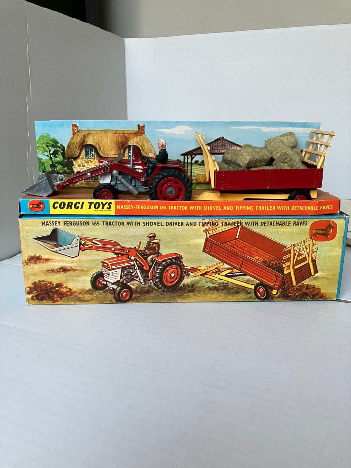 Corgi toys Giftsets nummer 2,7,9 en 47, Verzenden, Zo goed als nieuw, Auto, Corgi