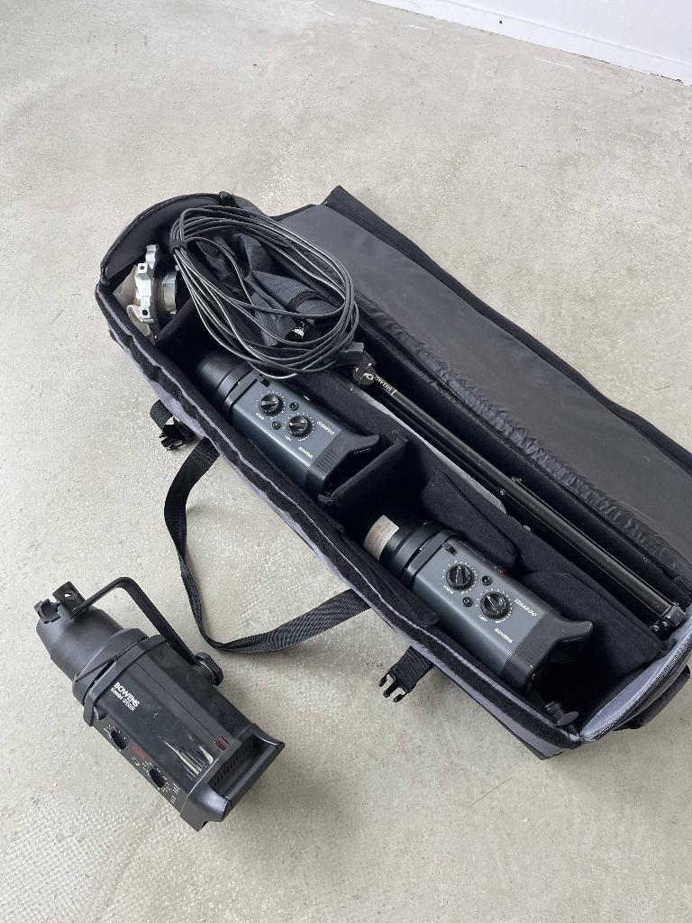 Bowens Esprit studio Flitser/studio flash lights set of 3, Ophalen, Gebruikt, Lamp of Flitsset