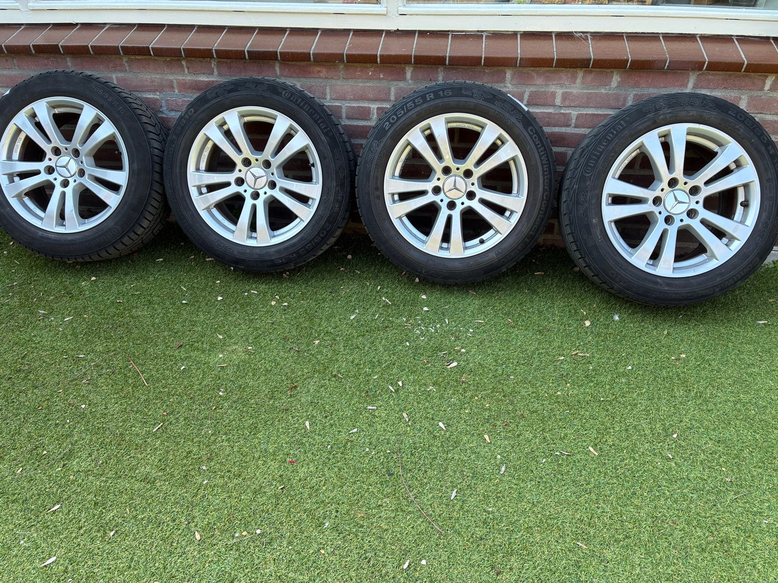 Mercedes-Benz winterbanden met velgen 205/55 R16, Auto-onderdelen, Ophalen, Gebruikt, 16 inch, Banden en Velgen