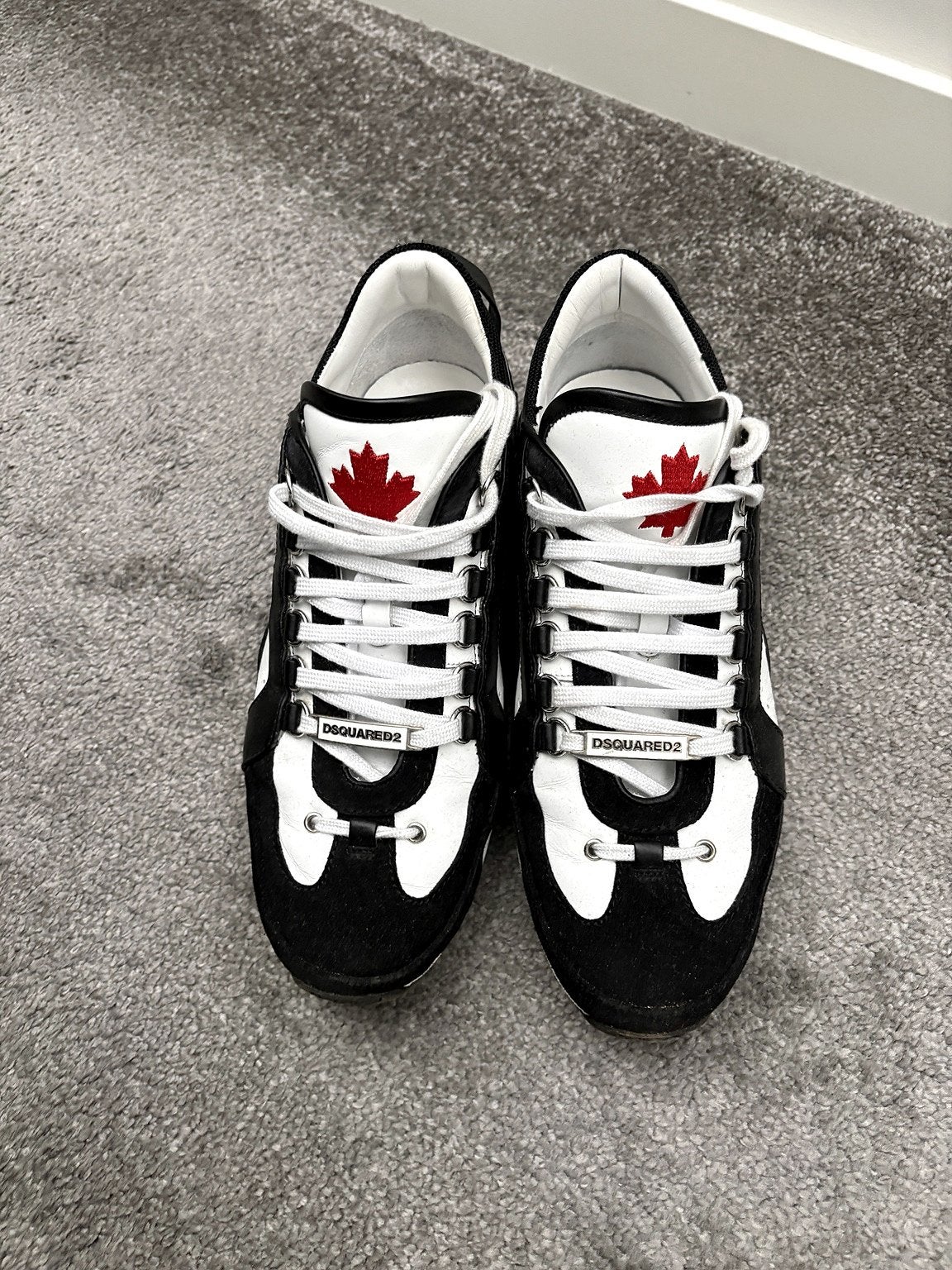 Dsquared2 Sneakers Zwart/Wit - Maat 42, Kleding | Heren, Verzenden, Gedragen, Zwart, Sneakers of Gympen