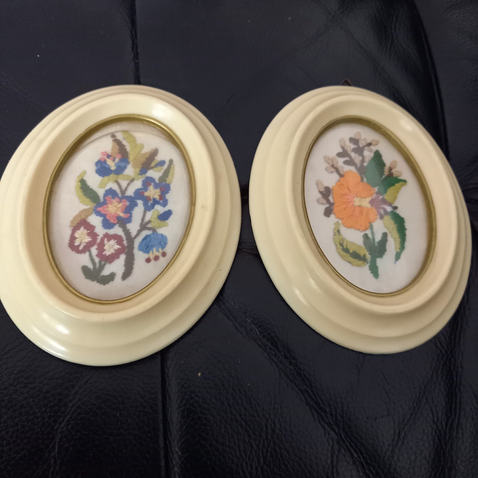 Ovaal met borduurwerk jaren 60/70, Ophalen of Verzenden
