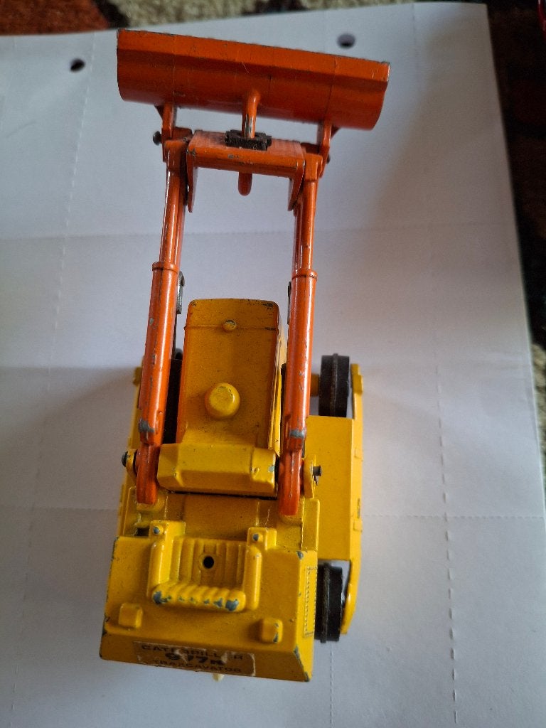 Caterpillar matchbox series kingsize no k.8 traxcavator., Ophalen of Verzenden, Gebruikt, Auto, Matchbox