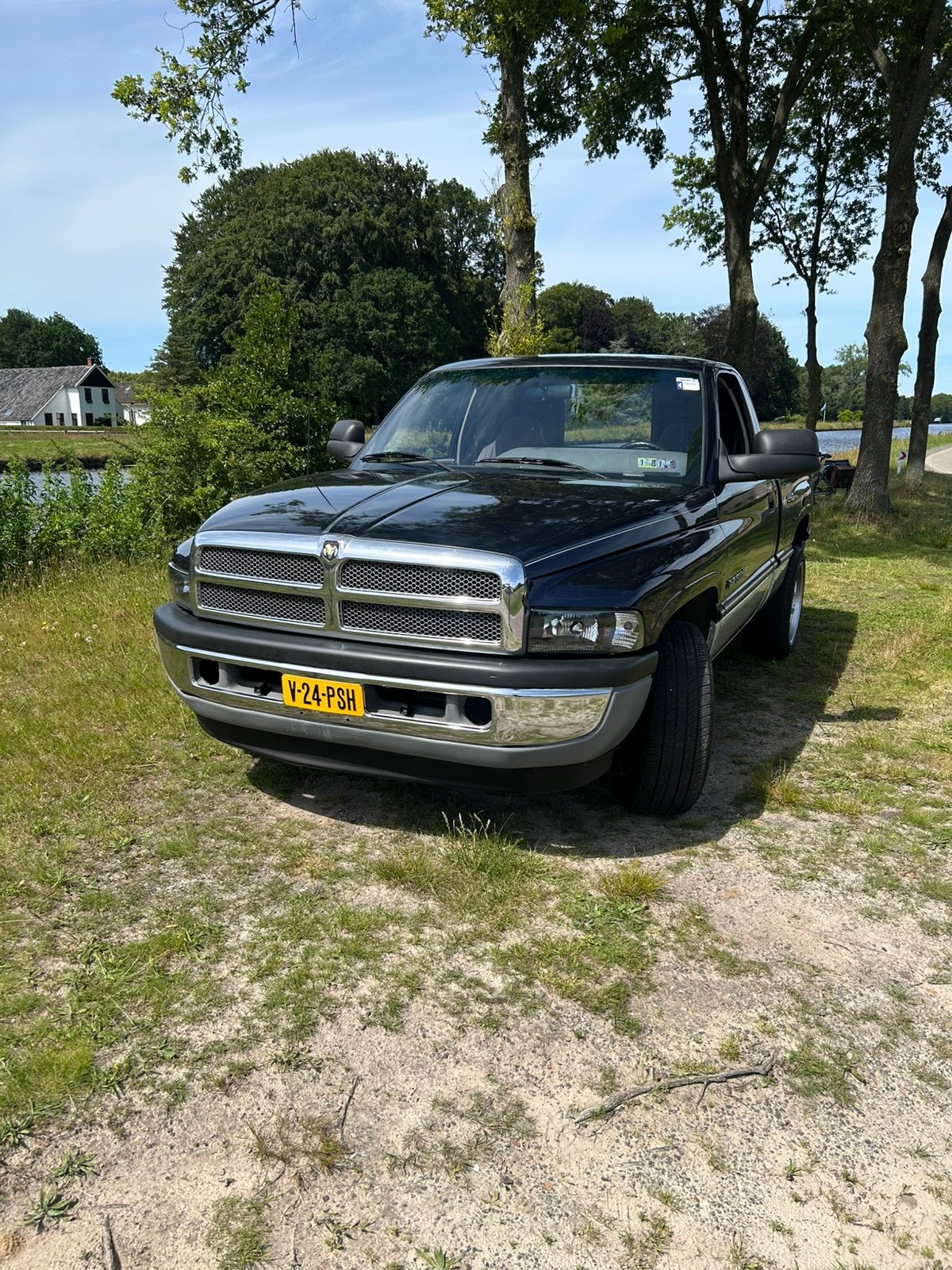 Dodge 1995 Blauw, Blauw, 1973 kg, Geïmporteerd, 220 pk