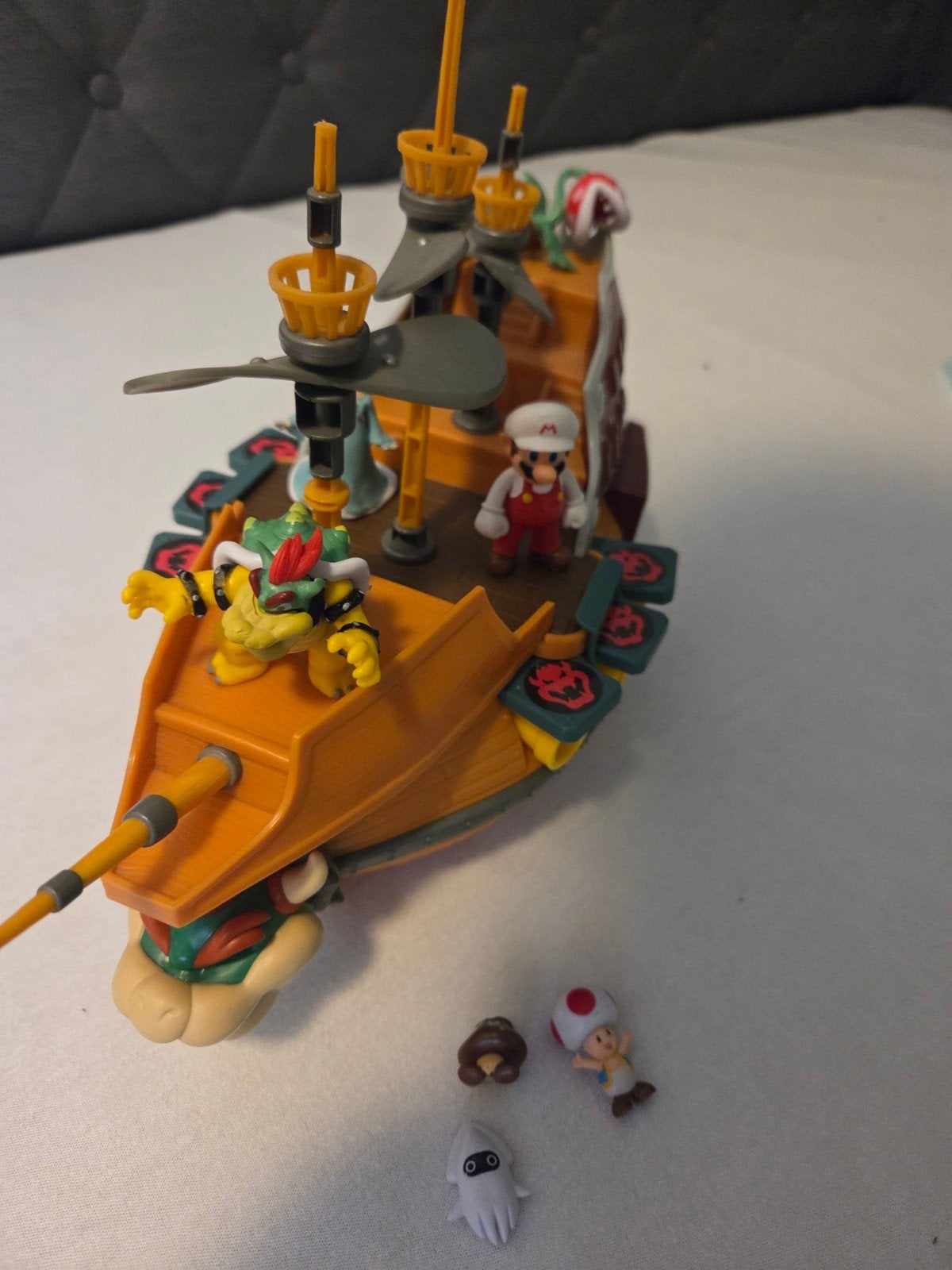 Browserboot Mario met figuren - Super Mario Bros, Ophalen, Gebruikt