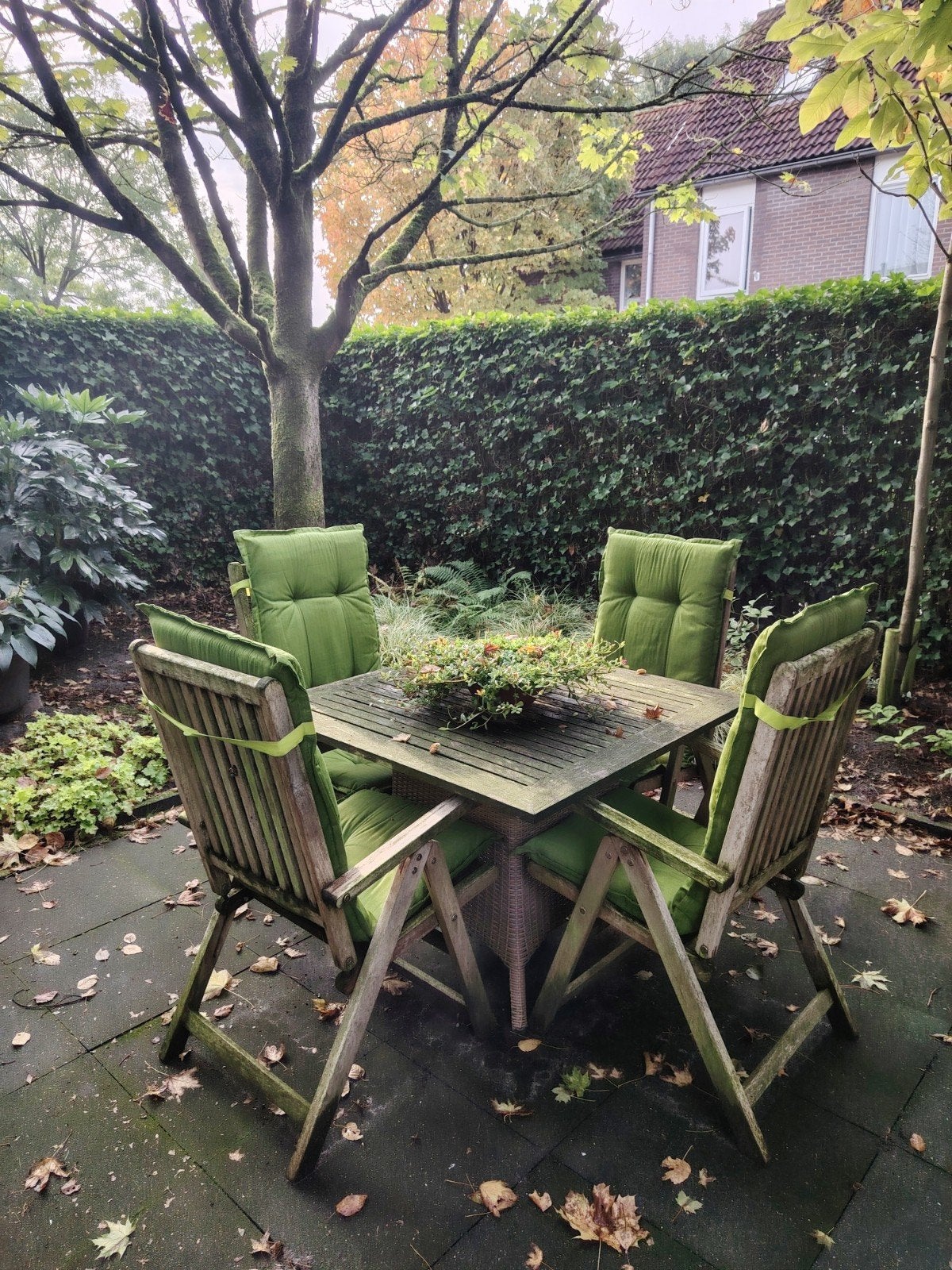 Houten tuinset met 4 stoelen en tafel, Ophalen, 4 zitplaatsen, Gebruikt, Tuinset