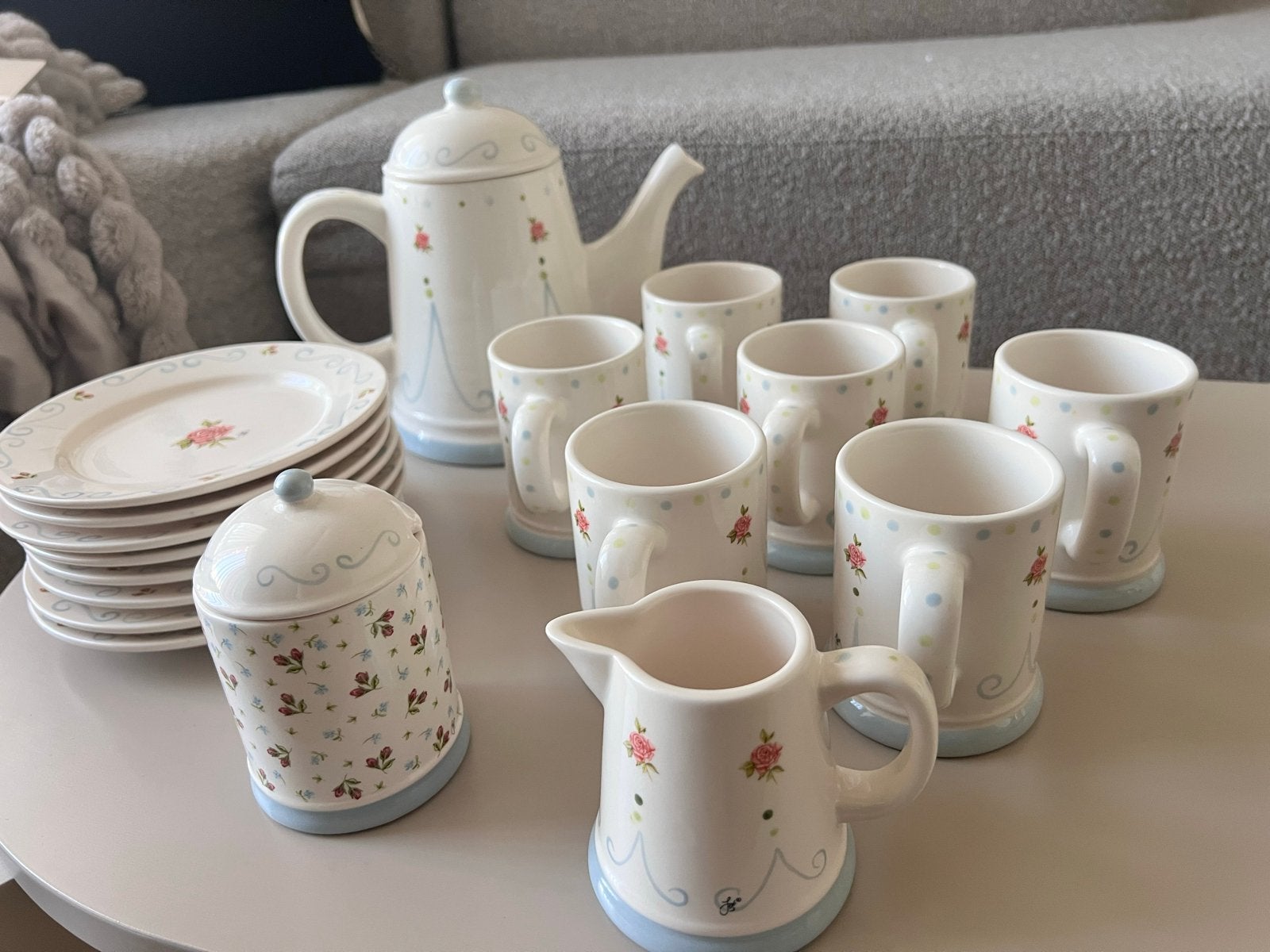 Douwe Egberts Exclusief Theeservies - Zo goed als nieuw, Overige merken, Verzenden, Keramiek, Zo goed als nieuw