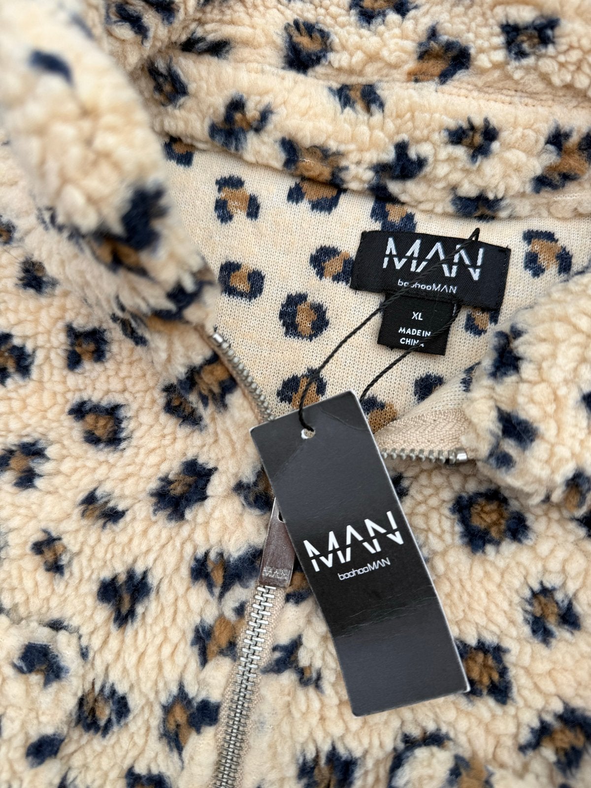 Nieuw Heren Leopard Print Teddy Jas XL, Ophalen of Verzenden, Nieuw, Maat 56/58 (XL), Beige
