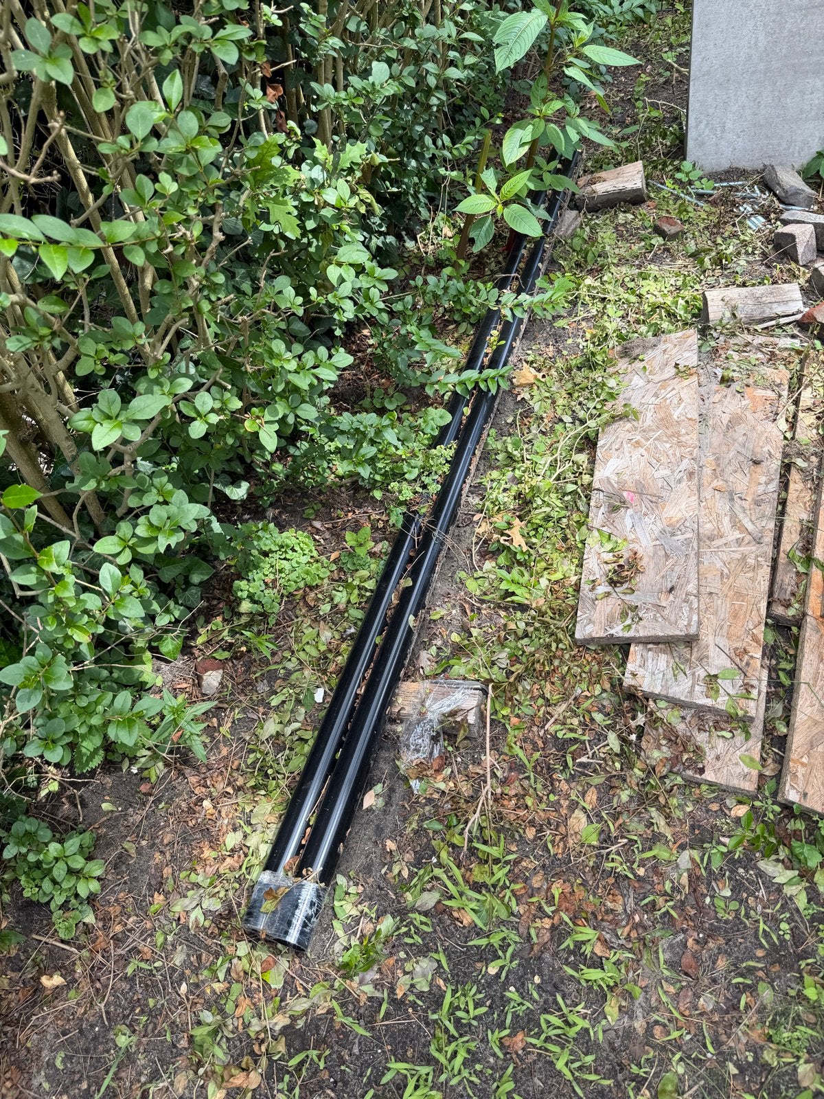 2 eindpalen 260cm met klemmen en schroeven, Ophalen, Gebruikt, 250 cm of meer, Palen