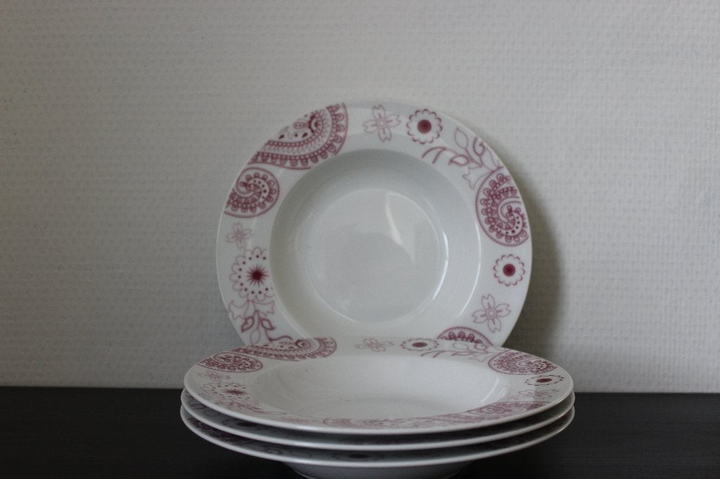 3 diepe borden, Ophalen of Verzenden, Zo goed als nieuw, Bord(en), Overige stijlen