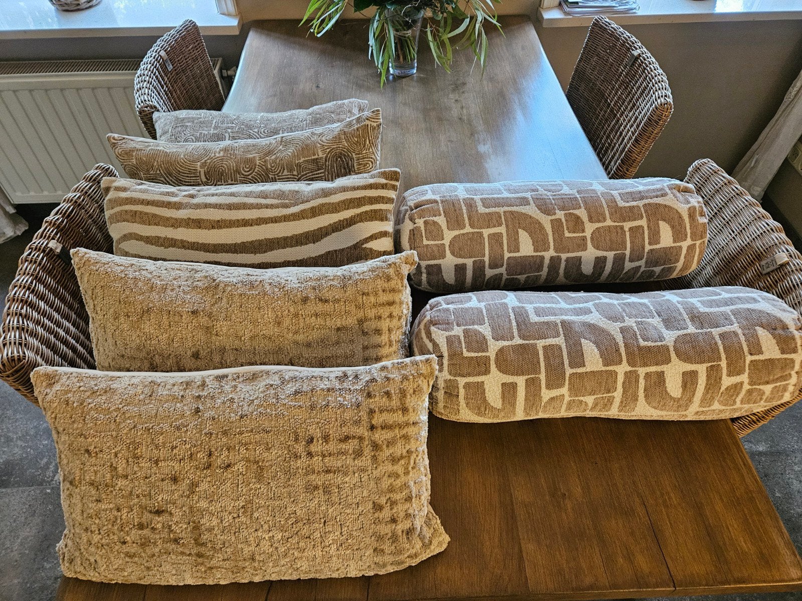 7 room/beige/zand kussens zgan, Beige, Afneembare hoes, Ophalen of Verzenden, Zo goed als nieuw
