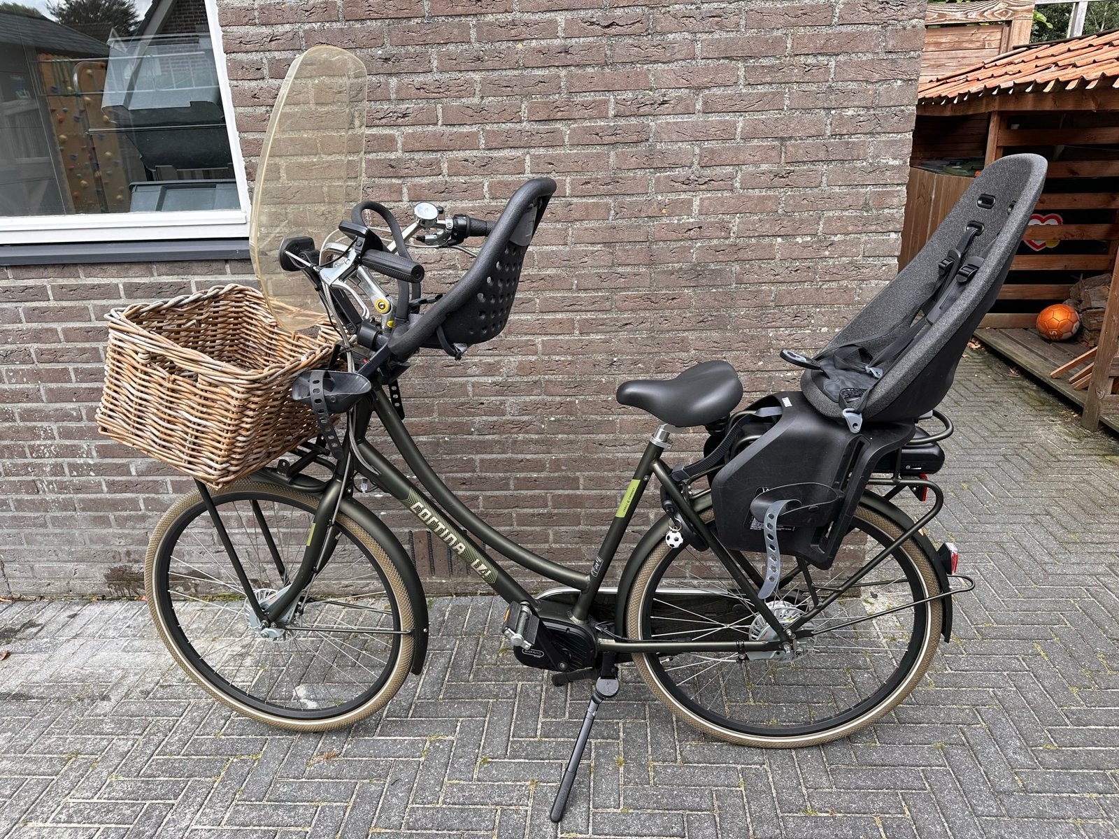 Cortina E-U4 Family D57 Elegance Green Matt E-bike, Ophalen, Zo goed als nieuw, Cortina, 50 km per accu of meer