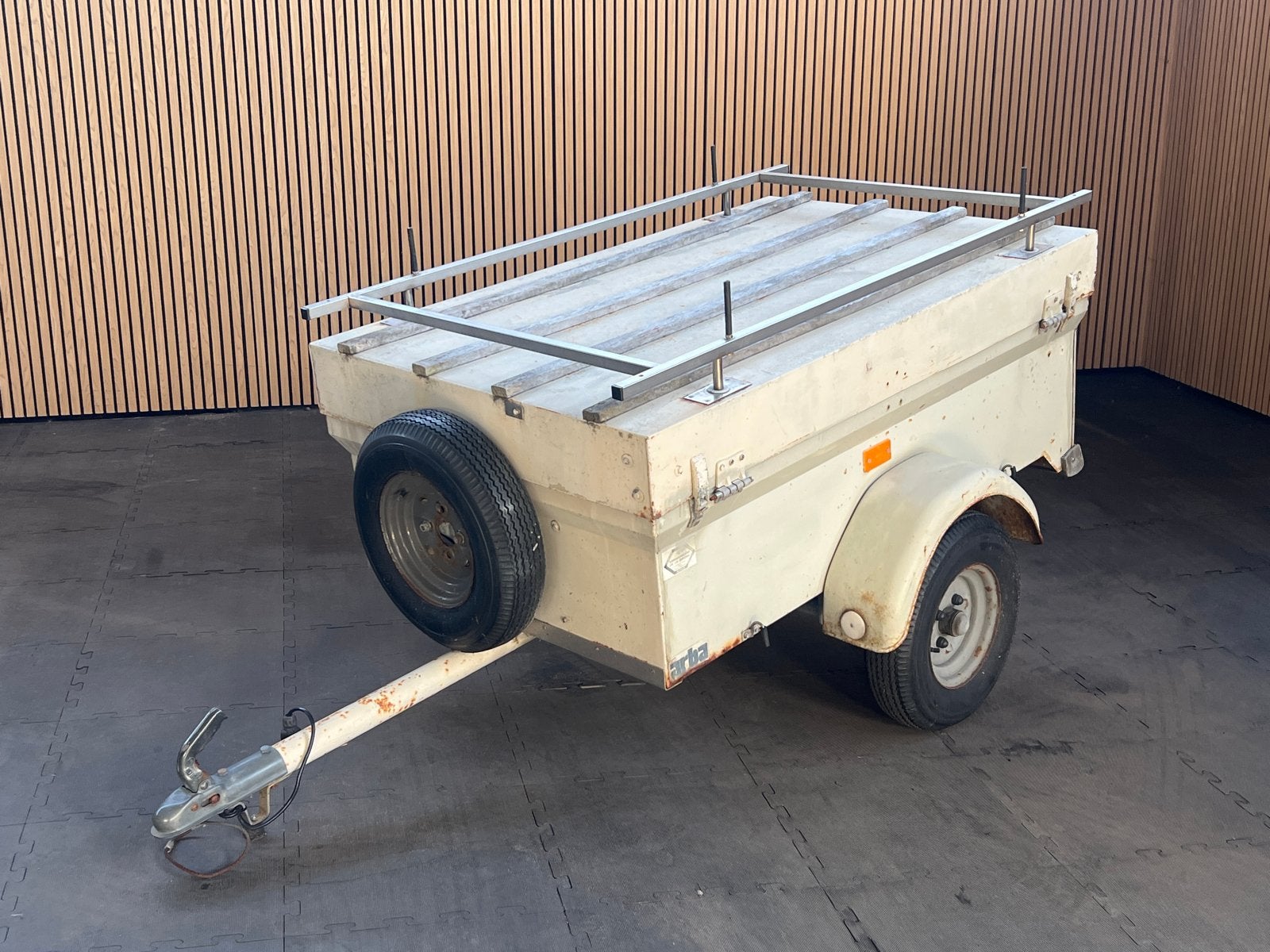 Compacte aanhanger met imperiaal, Auto diversen, Ophalen of Verzenden, Gebruikt