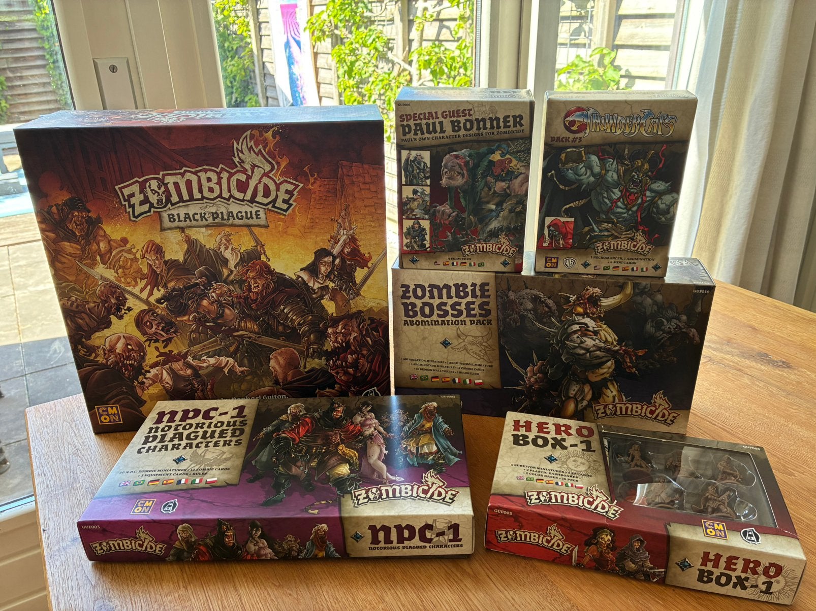 Zombicide Black Plague inclusief vijf uitbreidingen, Ophalen of Verzenden, Zo goed als nieuw