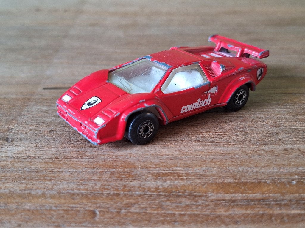 Matchbox Lamborghini Countach LP500S 1985, Ophalen of Verzenden, Gebruikt, Auto