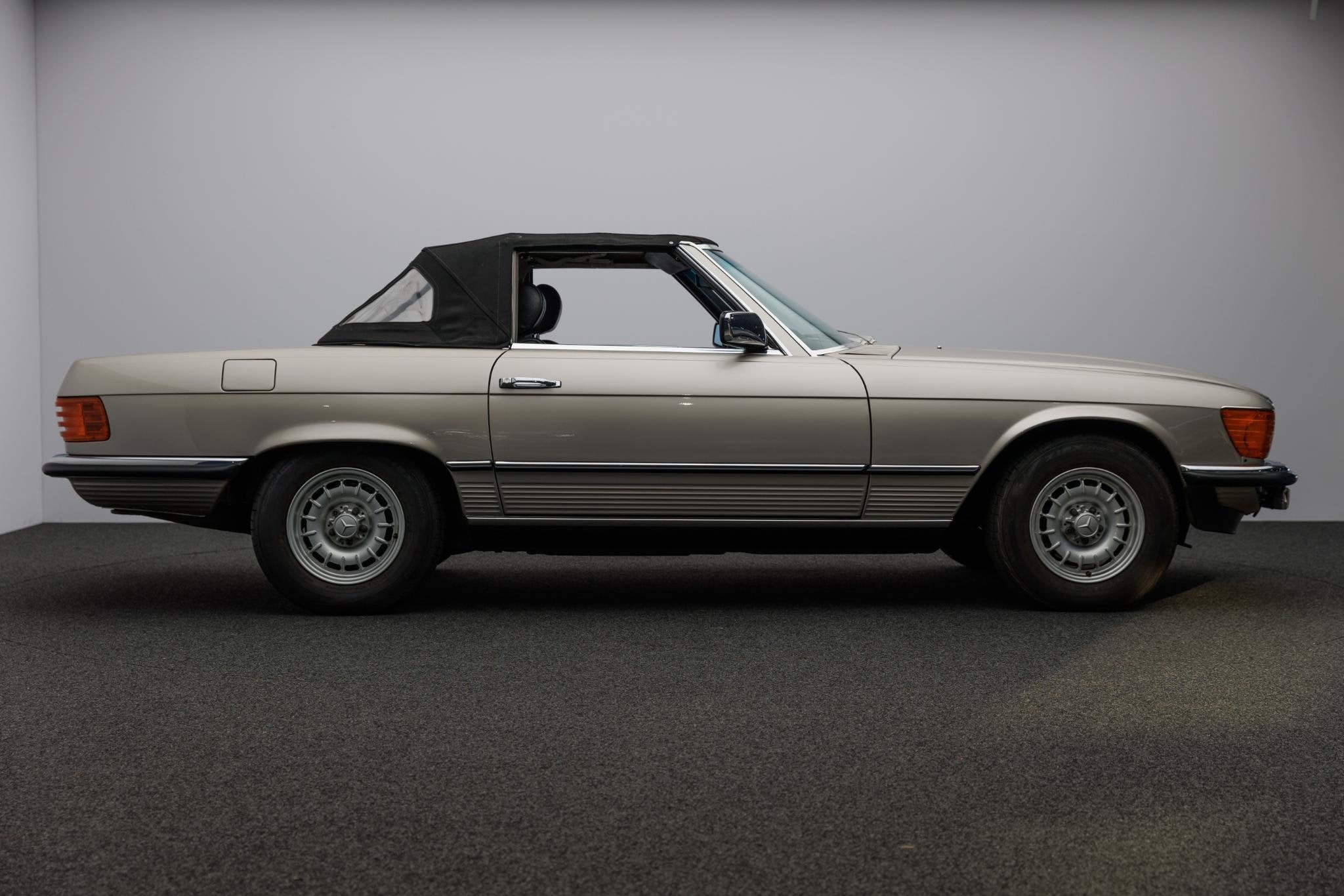 Mercedes-Benz SL-klasse 280 SL, foto 6