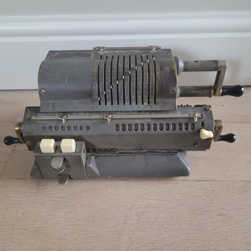 Antieke rekenmachine, Ophalen of Verzenden