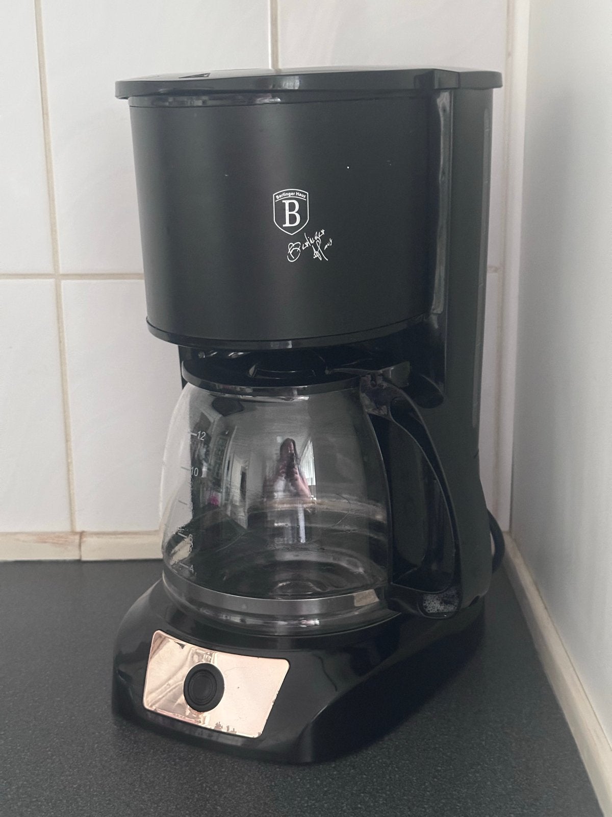 Berlinger Haus Koffiezetapparaat Zwart - Zo goed als nieuw, Ophalen, 10 kopjes of meer, Koffiemachine, Gemalen koffie
