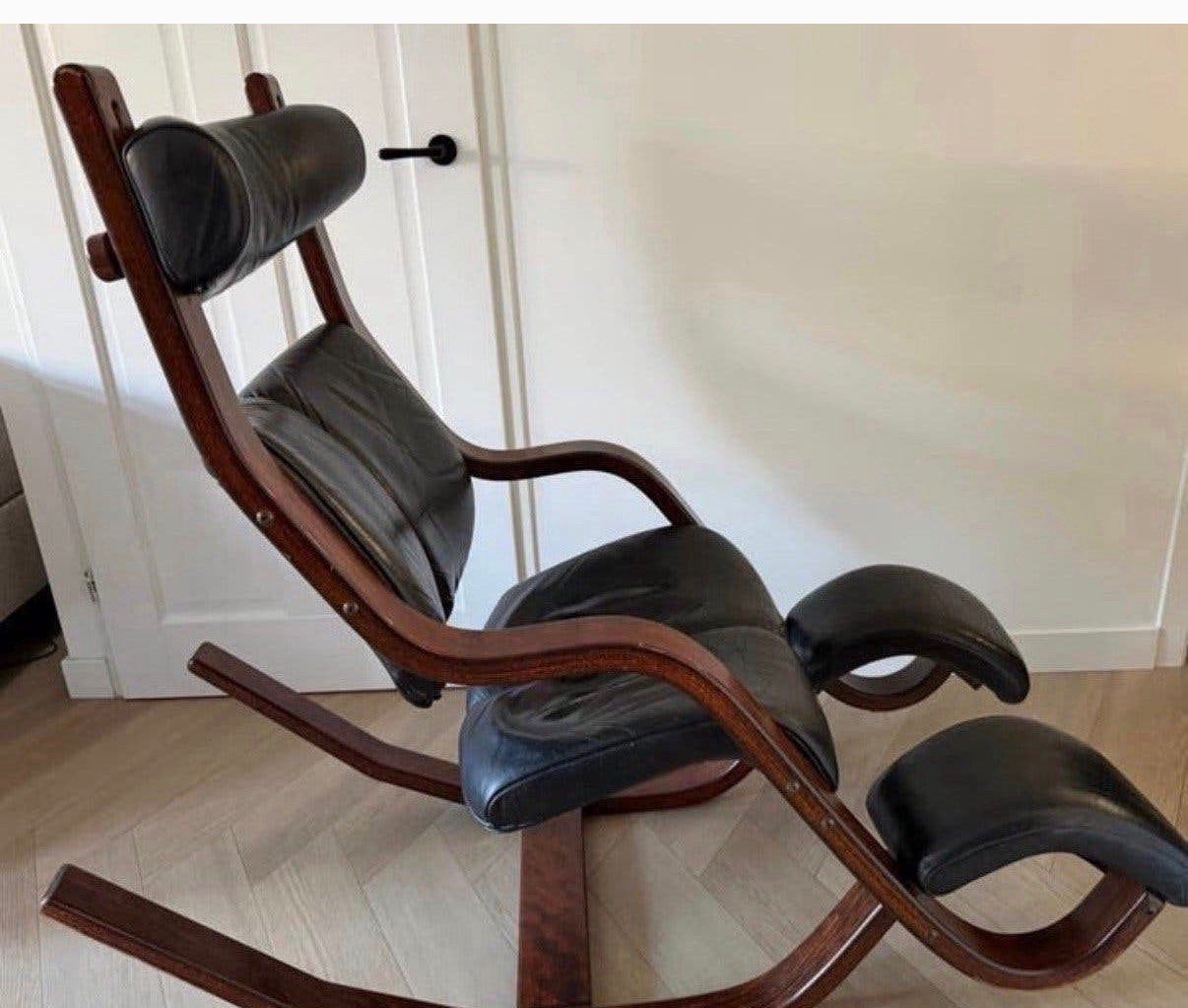 Stokke Varier Gravity balansstoel door Peter Opsvik, Ophalen, Zwart, Zo goed als nieuw, Eén