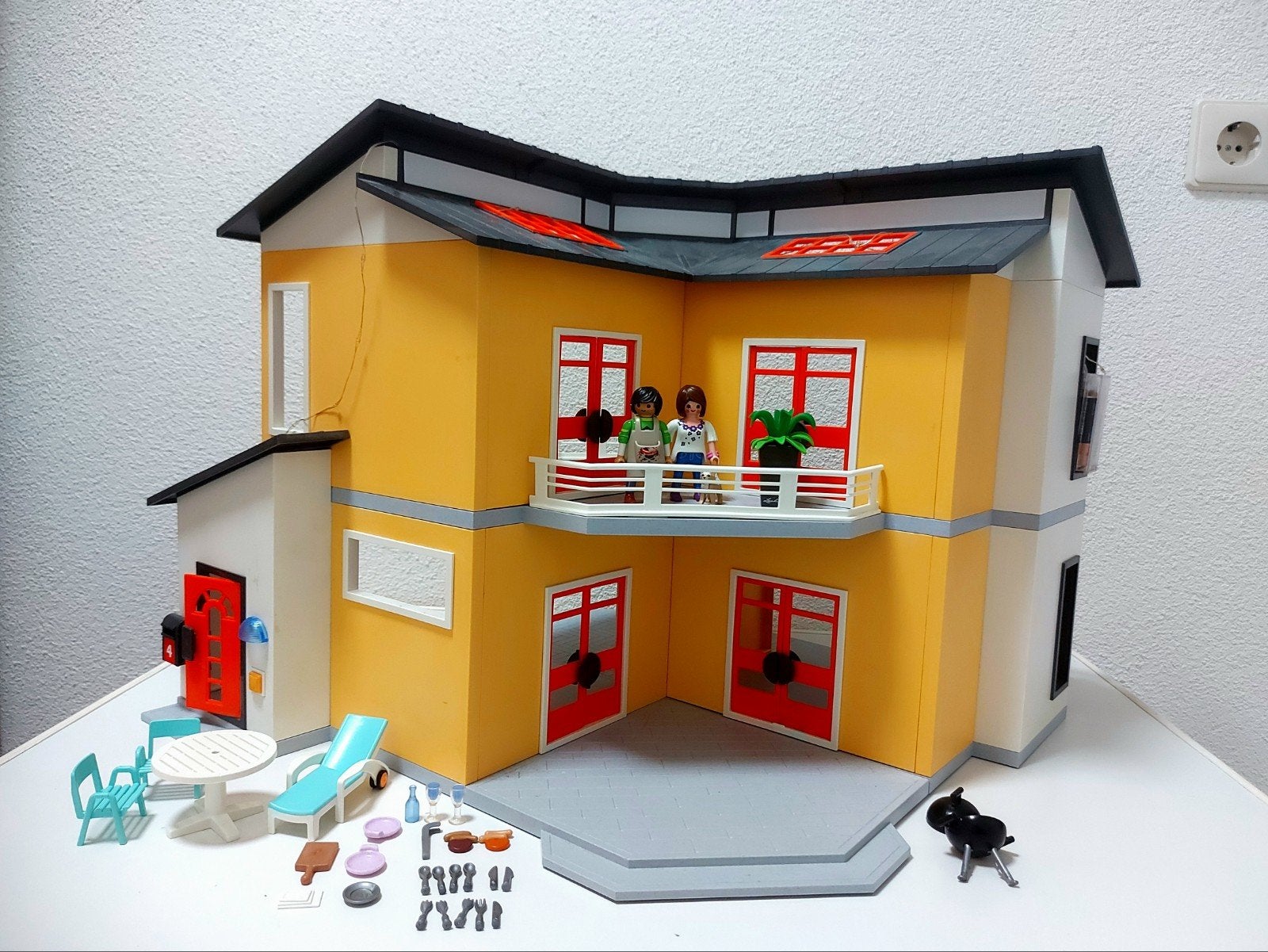 Playmobil 9266 Modern Woonhuis/Villa - Zo goed als nieuw, Kinderen en Baby's, Gebouw, Complete set, Ophalen of Verzenden, Zo goed als nieuw