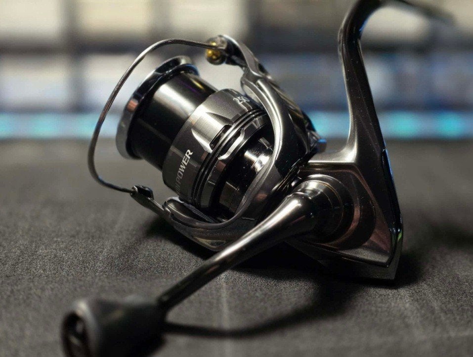 Shimano Twin Power 2500S, Ophalen of Verzenden, Zo goed als nieuw, Molen