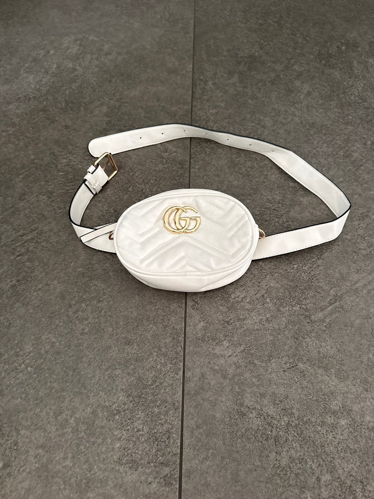 Gucci tasje wit, Ophalen of Verzenden, Zo goed als nieuw, Wit, Schoudertasje