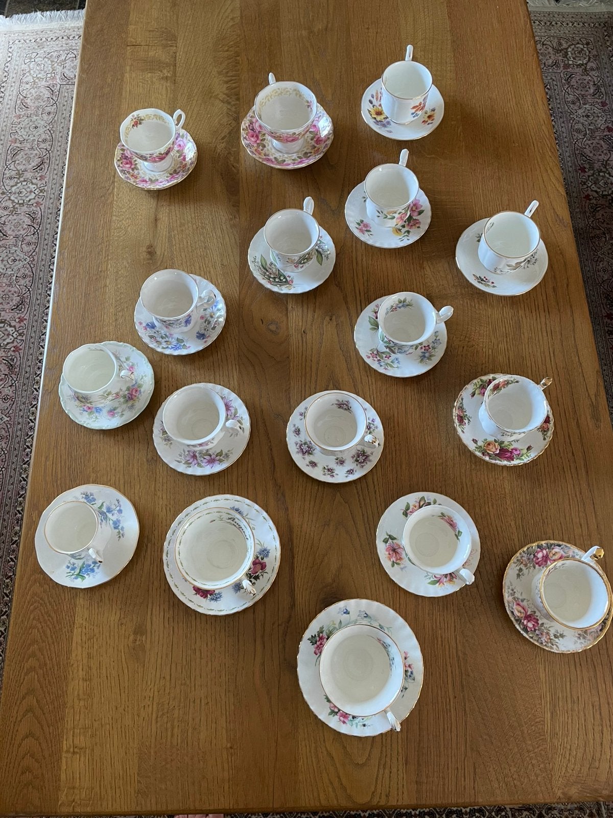 Royal Albert kopjes, Huis en Inrichting, Keuken | Servies, Ophalen, Zo goed als nieuw, Overige stijlen, Kop(pen) en/of Schotel(s)