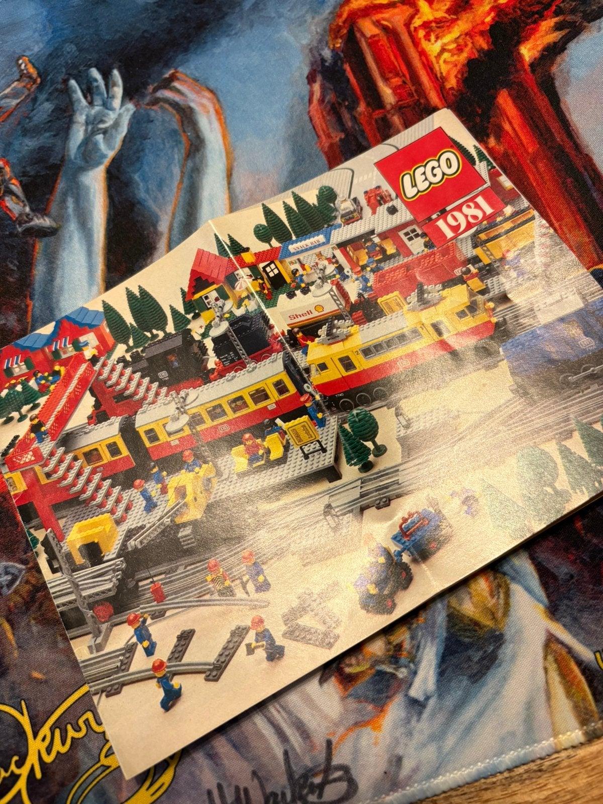 Lego boekje 1981 met trein, Ophalen of Verzenden, Gebruikt