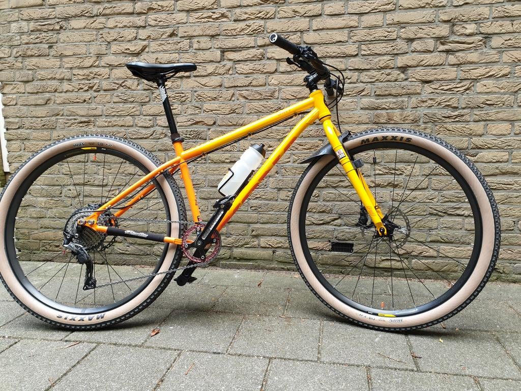 Kona Unit (X), Geen vering, Ophalen, Gebruikt, Overige merken