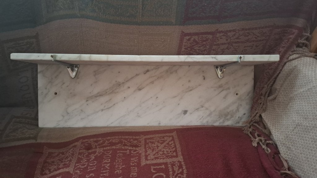 Marmeren plancet met achterkant voor wastafel 15,00, Huis en Inrichting, Badkamer | Badkamermeubels, Ophalen, Gebruikt, Overige typen