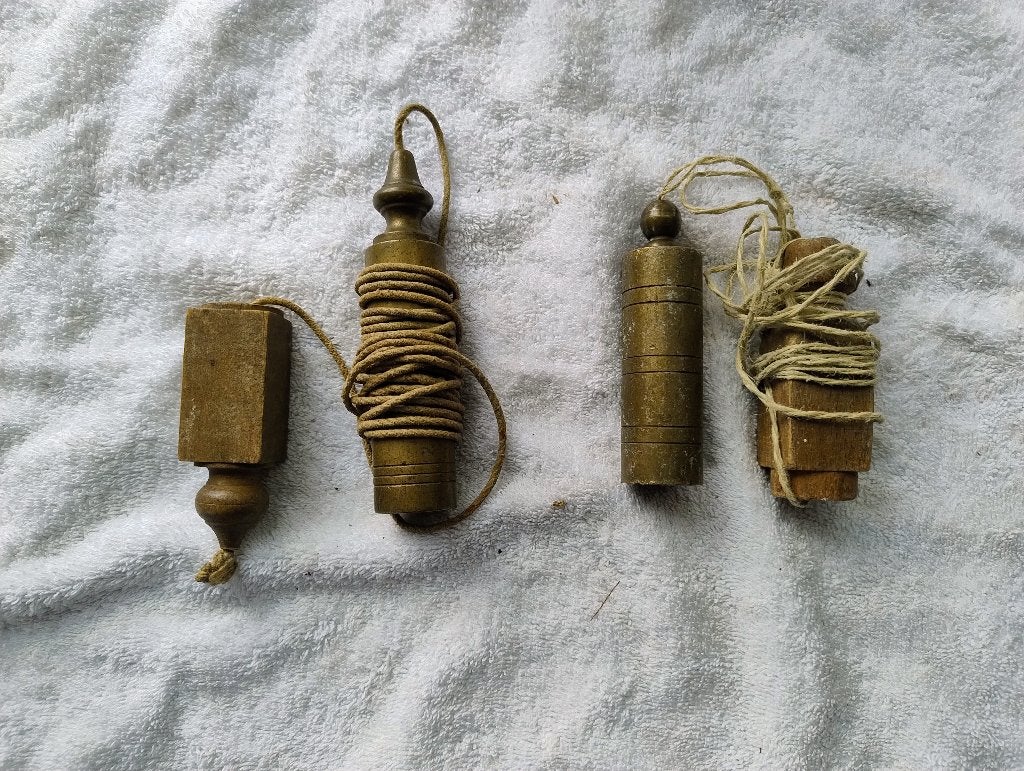 schietlood richtlood 2 stuks messing is 10 cm en 12,5 cm, Ophalen of Verzenden