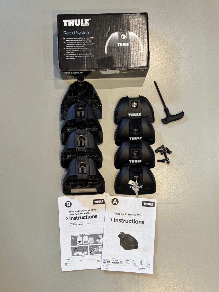 Thule Rapid System 753 en kit 4003, Ophalen of Verzenden, Zo goed als nieuw