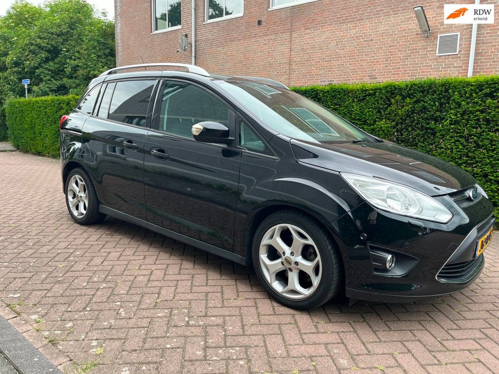 Ford Grand C-Max 1.0 Edition Plus|NIEUWE DISTRIBUTIE|CLIMA|l, Auto's, Ford, Voorwielaandrijving, Gebruikt, Zwart, Handgeschakeld