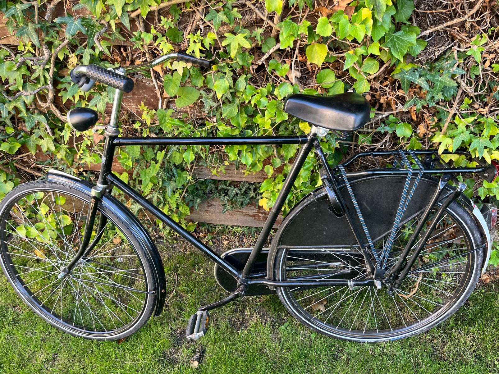 Klassieke Omafiets – Rijklaar – Stevige en betrouwbare fiets, Fietsen en Brommers, Fietsen | Oldtimers, 59 cm of meer, Ophalen