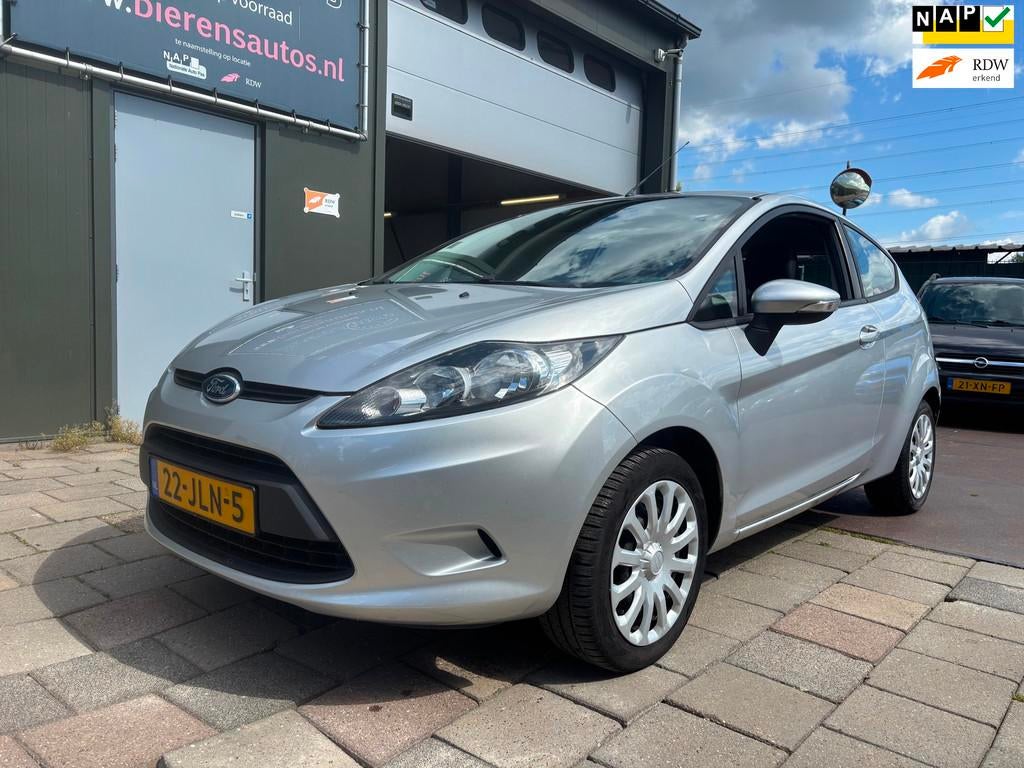 Ford Fiesta 1.25 Trend Airco APK 03-2027, Voorwielaandrijving, 4 cilinders, 82 pk, Metallic lak
