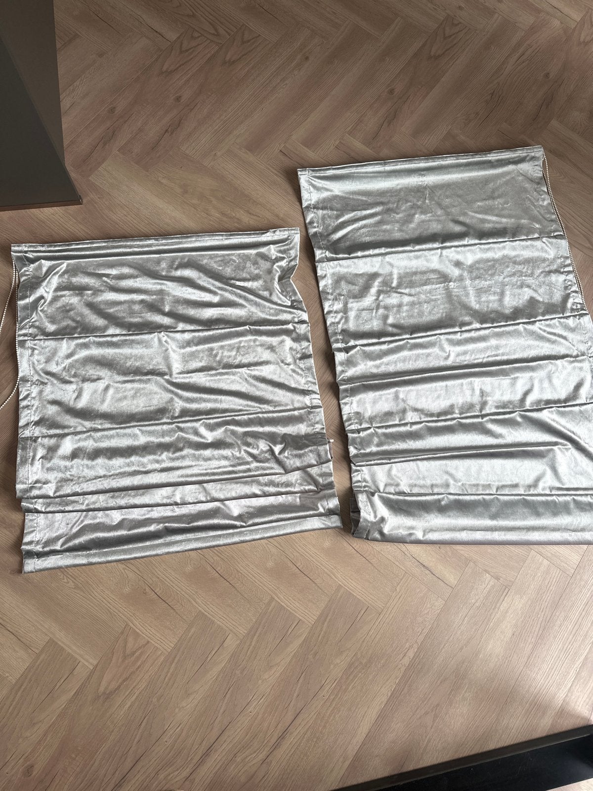 Set van 2 Zilveren Inbetween Vouwgordijnen - 84,8x150cm, Ophalen, Gebruikt, Lichtdoorlatend, Vouwgordijn