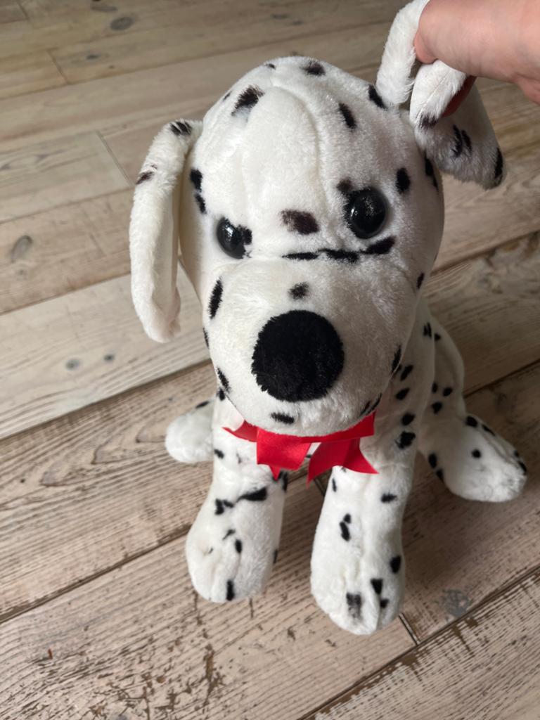 Schattige Dalmatiër knuffel met rode strik, Ophalen, Hond, Zo goed als nieuw, Middelgroot (20 tot 80 cm)