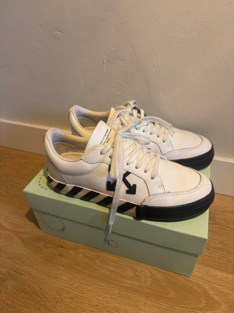 Off white schoenen, Ophalen of Verzenden, Zo goed als nieuw, Wit
