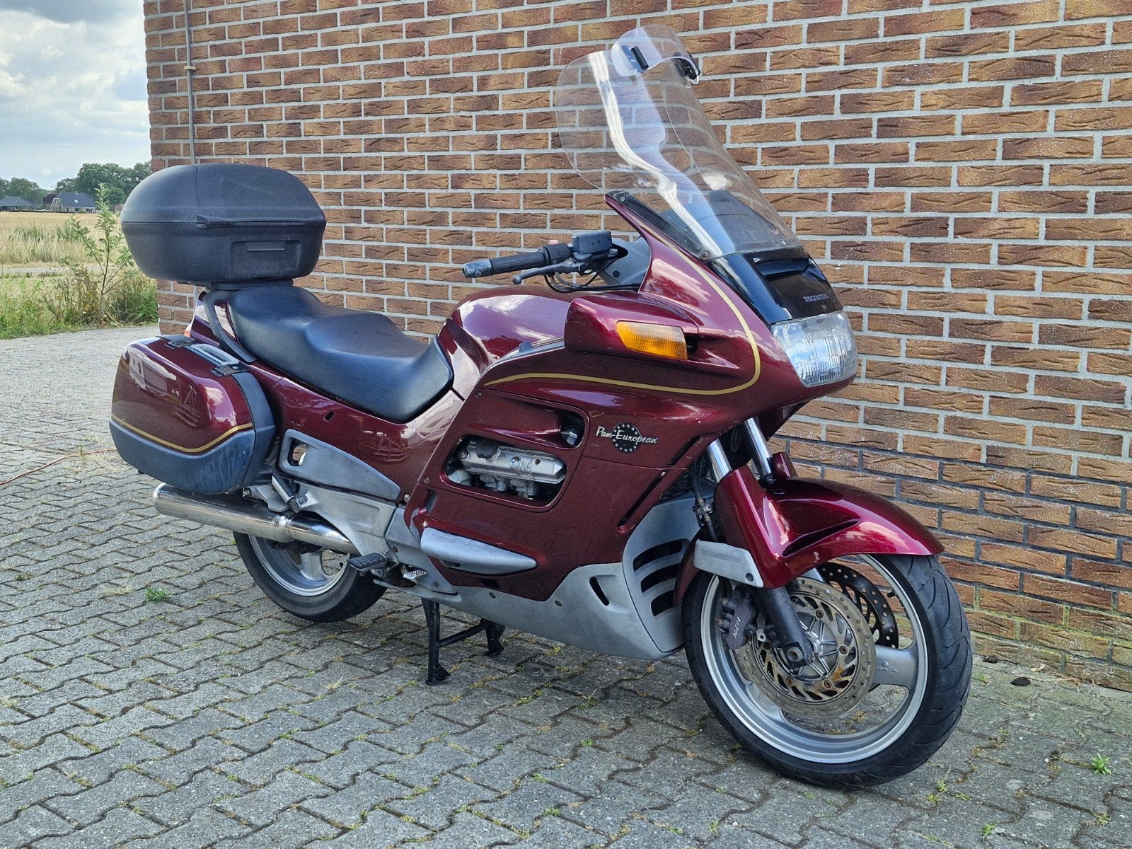 Honda ST 1100 Pan European 1996 met kofferset RVS uitlaat, 4 cilinders, Bedrijf, Toermotor, 1100 cc