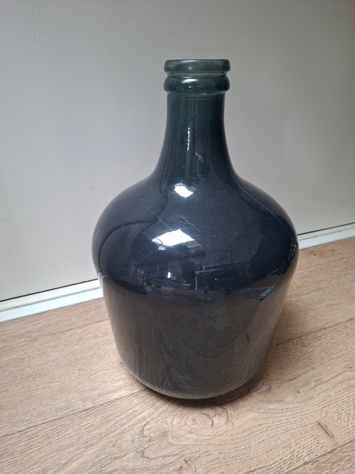 Grote donkergroene glazen fles - decoratief, Ophalen of Verzenden